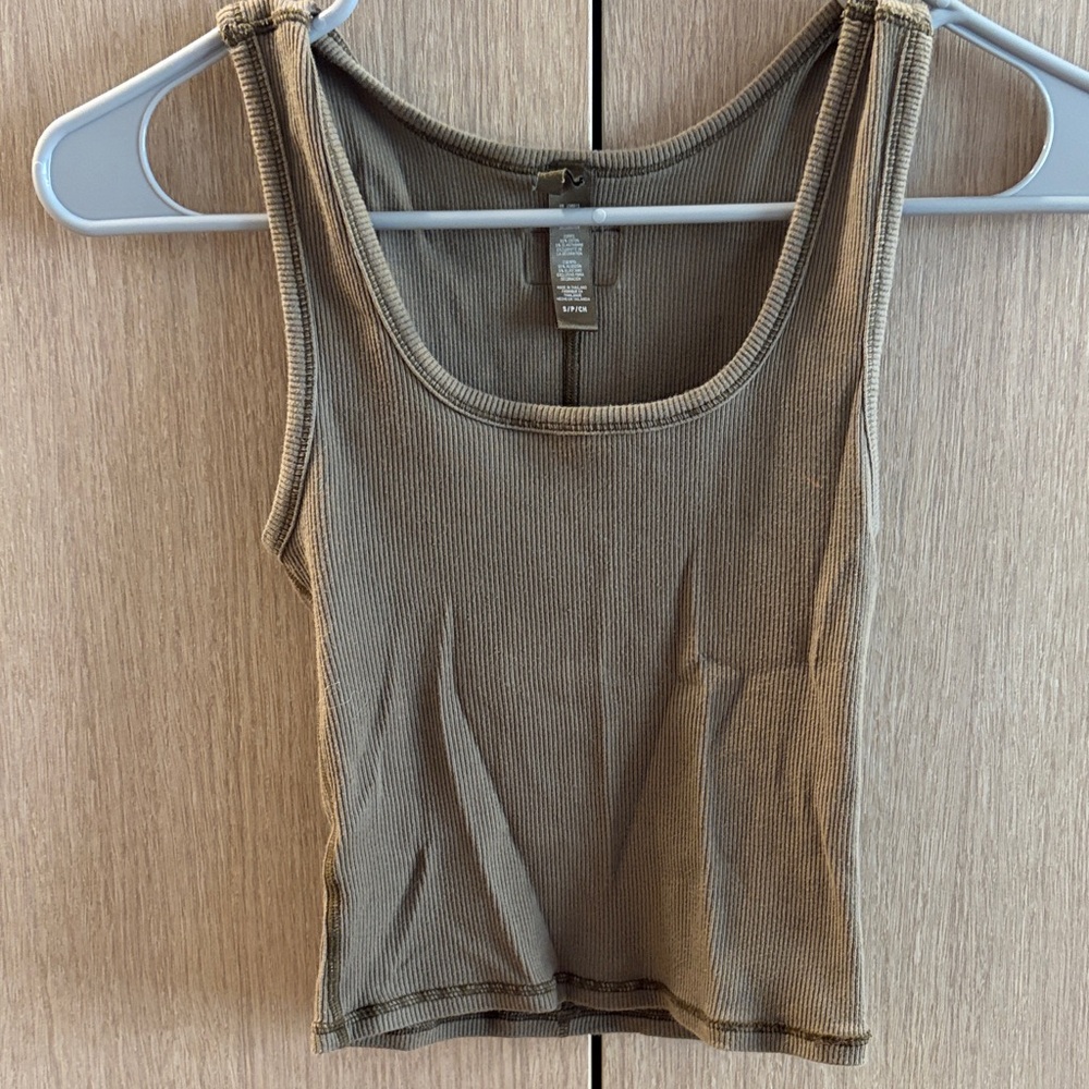 SKIMS Ribbed Scoop Tank Top in Olive